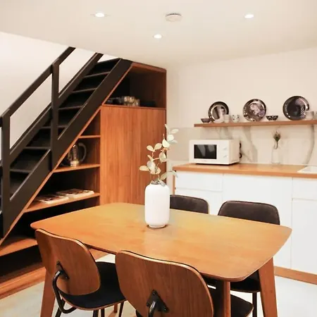 Cosy Moderne Mezzanine - 4p Apartmán